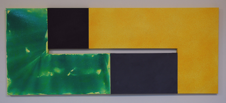 blackandcharcoalbetweengreenandyellow